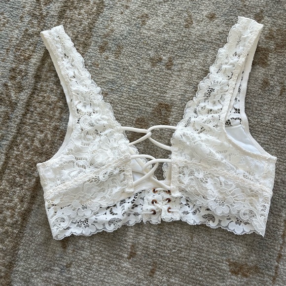 Free People - Picture 2 of 3